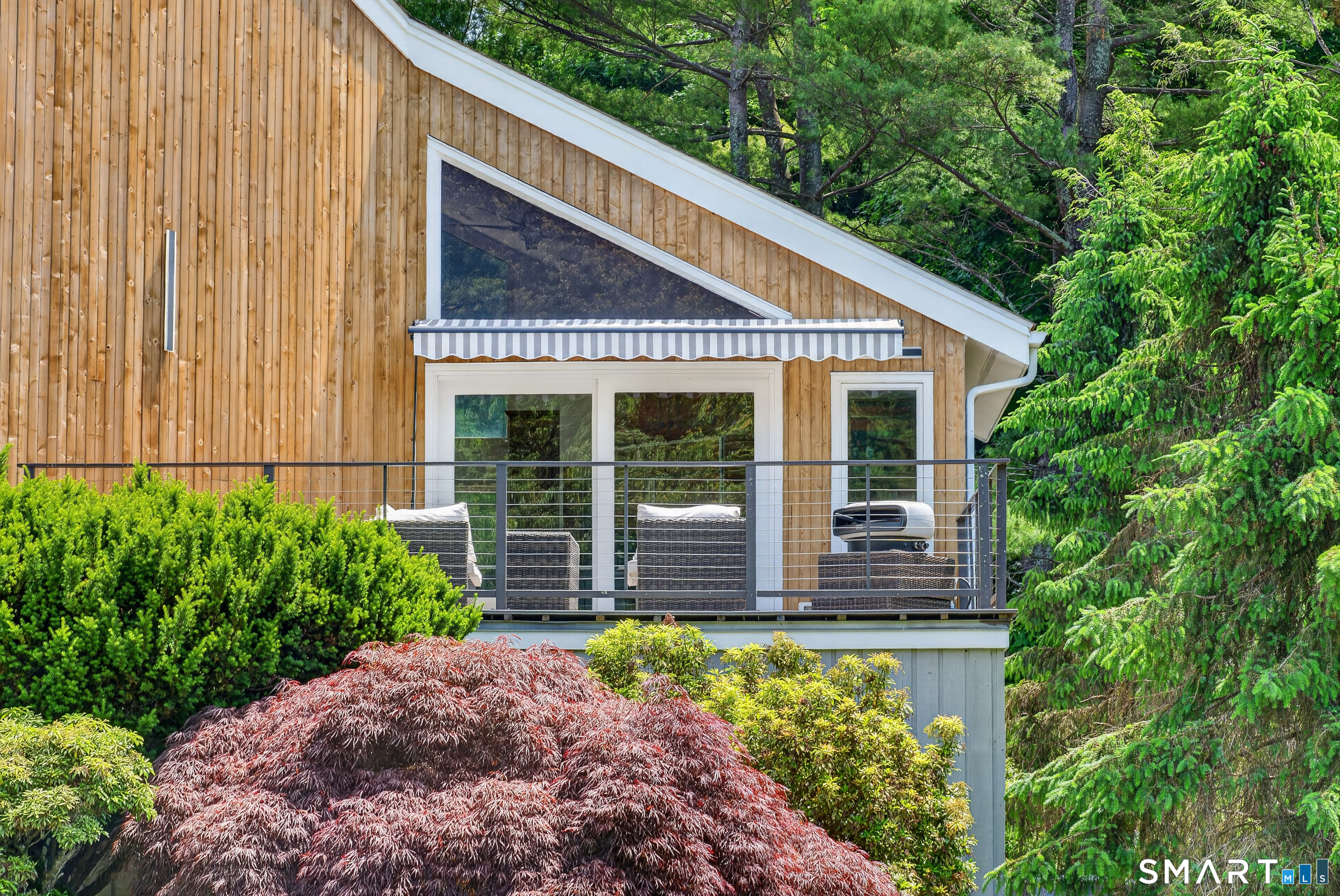 2177 Cross Highway Fairfield CT 06824