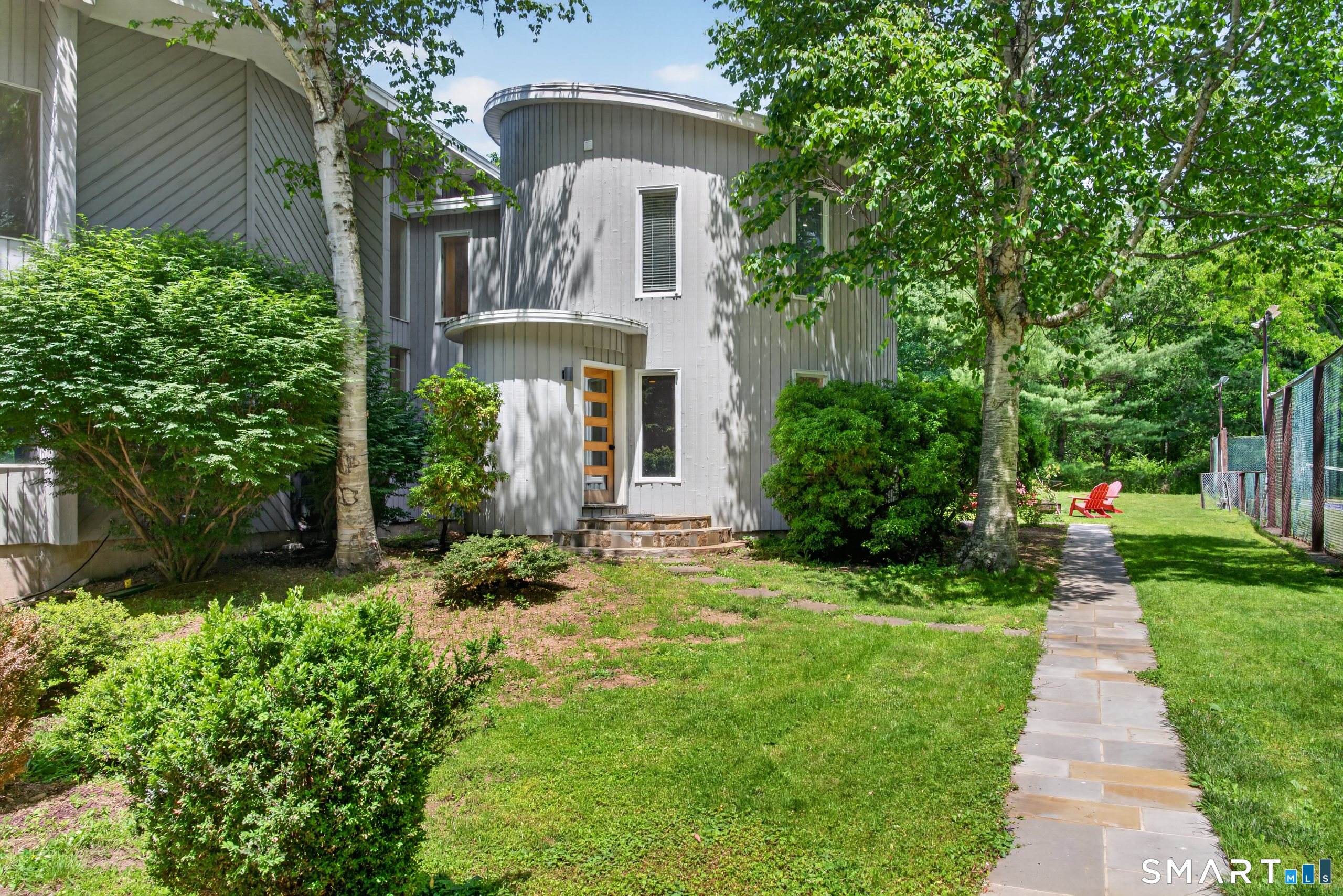 2177 Cross Highway Fairfield CT 06824