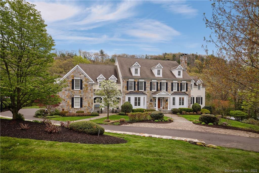 29 Far Hills Drive Avon CT 06001