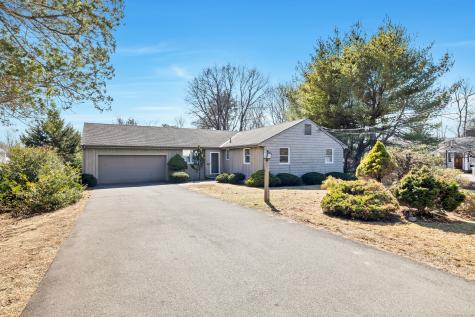 49 Briarwood Road West Hartford CT 06107