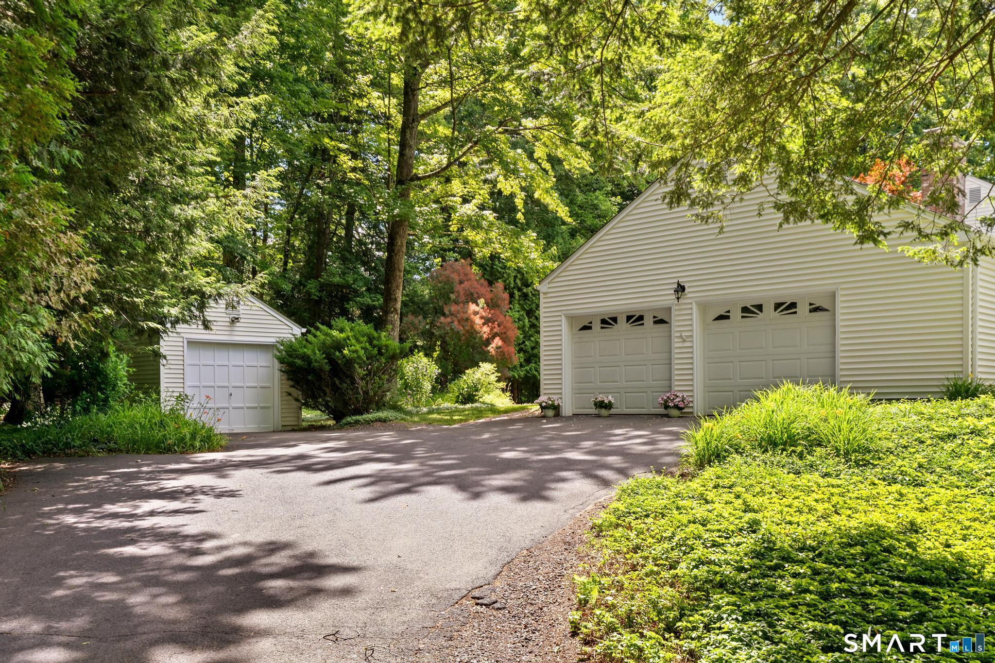 74 Blue Ridge Drive Simsbury CT 06070