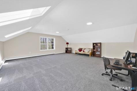 13 Nipmuck Road Willington CT 06279