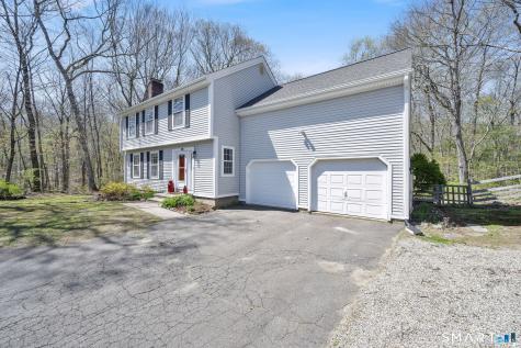 13 Nipmuck Road Willington CT 06279