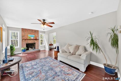 13 Nipmuck Road Willington CT 06279