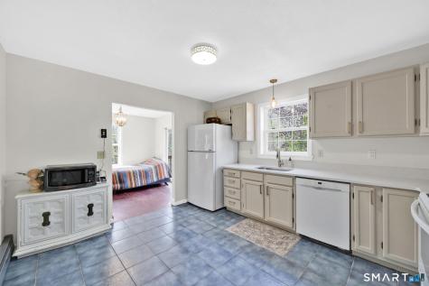 13 Nipmuck Road Willington CT 06279