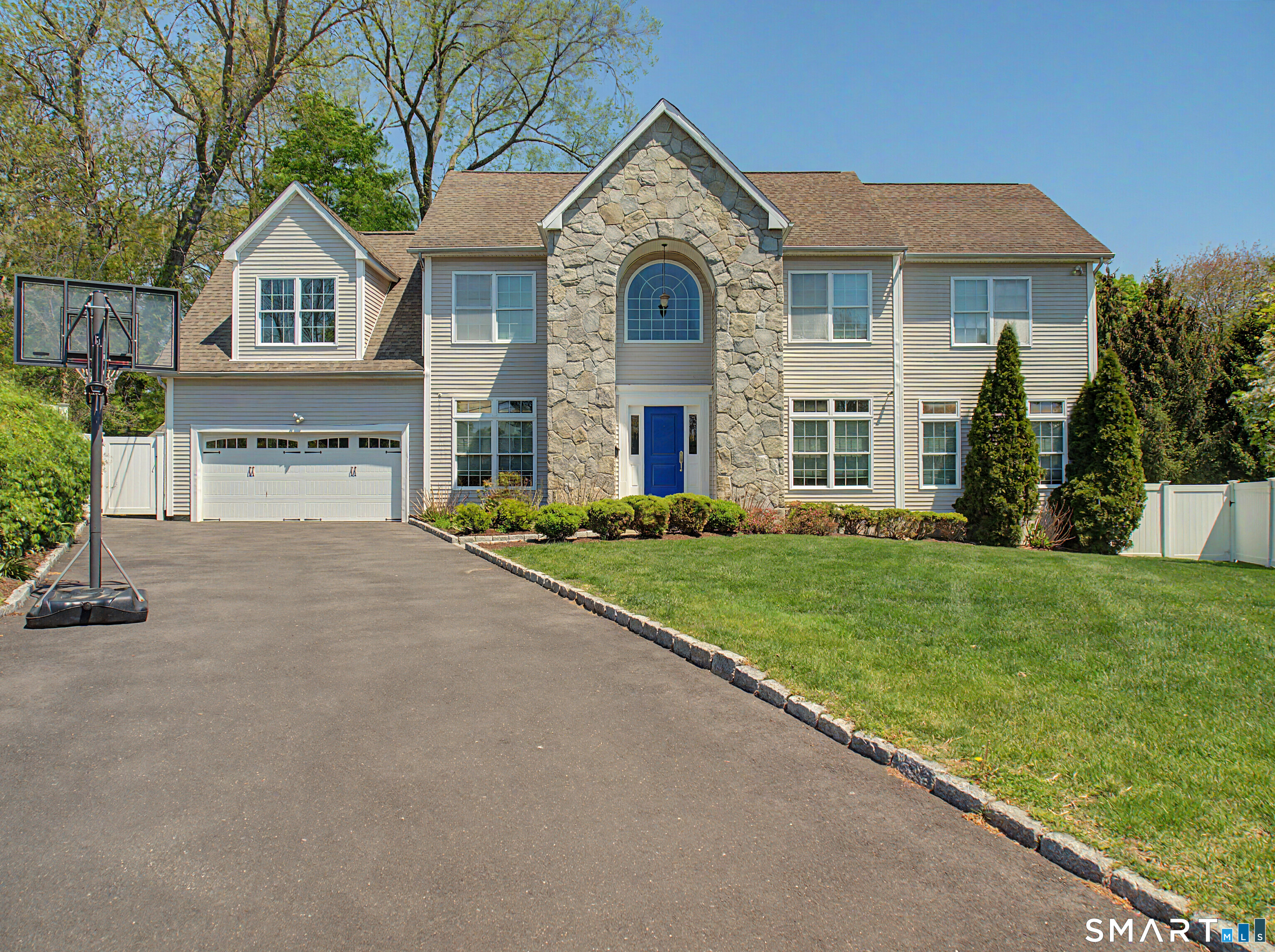 33 Stonewall Drive Stamford CT 06905