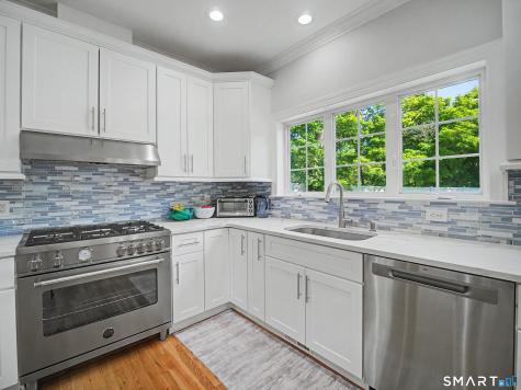 33 Stonewall Drive Stamford CT 06905