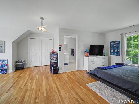 33 Stonewall Drive Stamford CT 06905