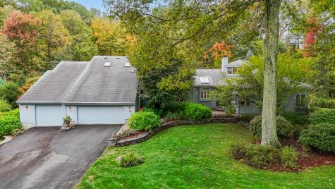 39 High Ridge Hollow Avon CT 06001