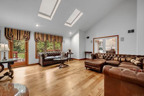 39 High Ridge Hollow Avon CT 06001