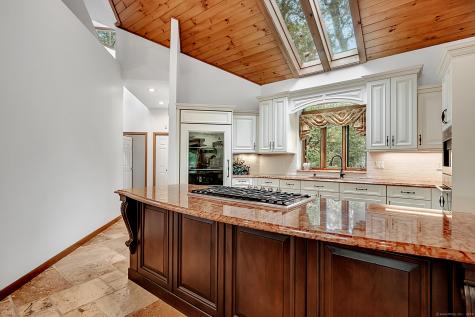 39 High Ridge Hollow Avon CT 06001