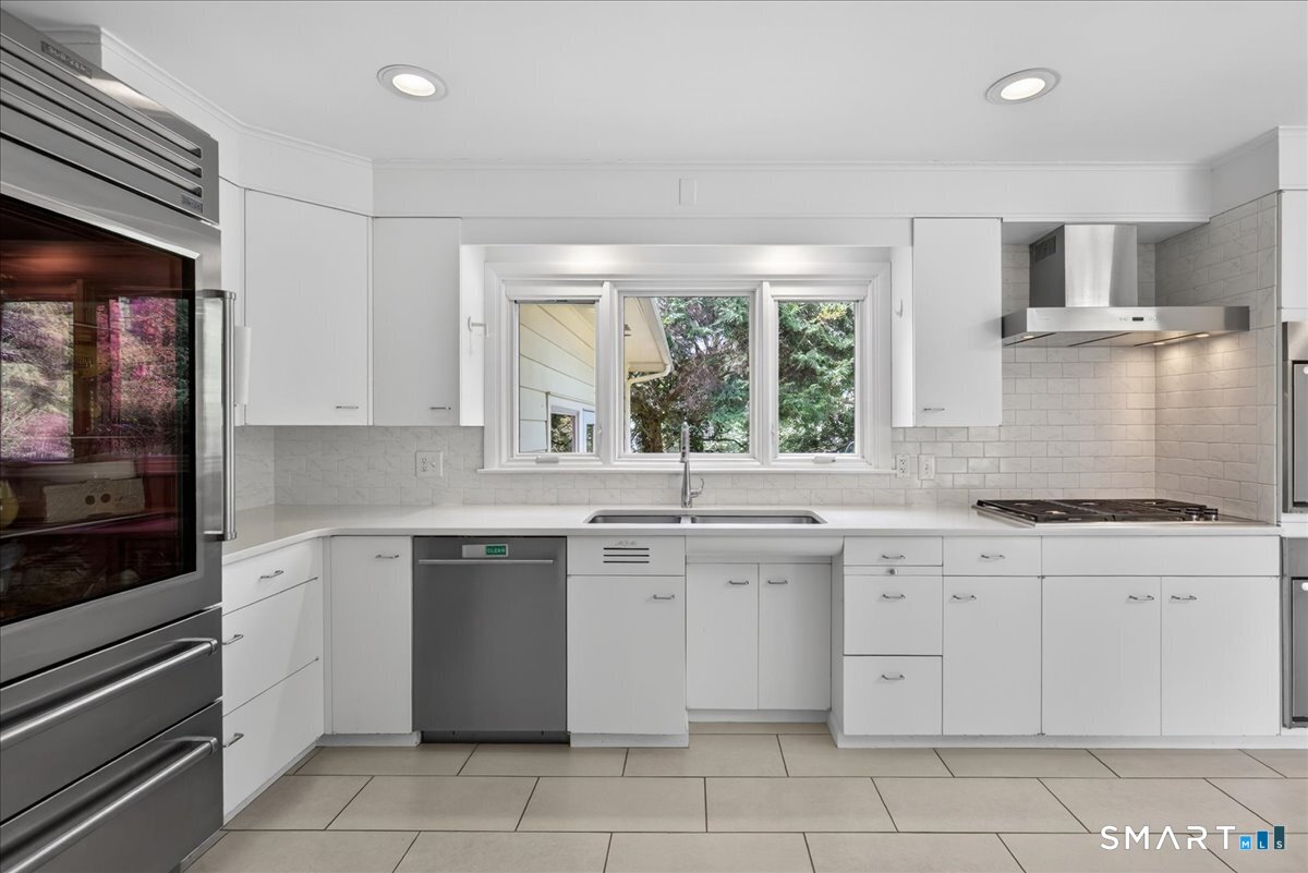 56 Mulberry Hill Hamden CT 06517