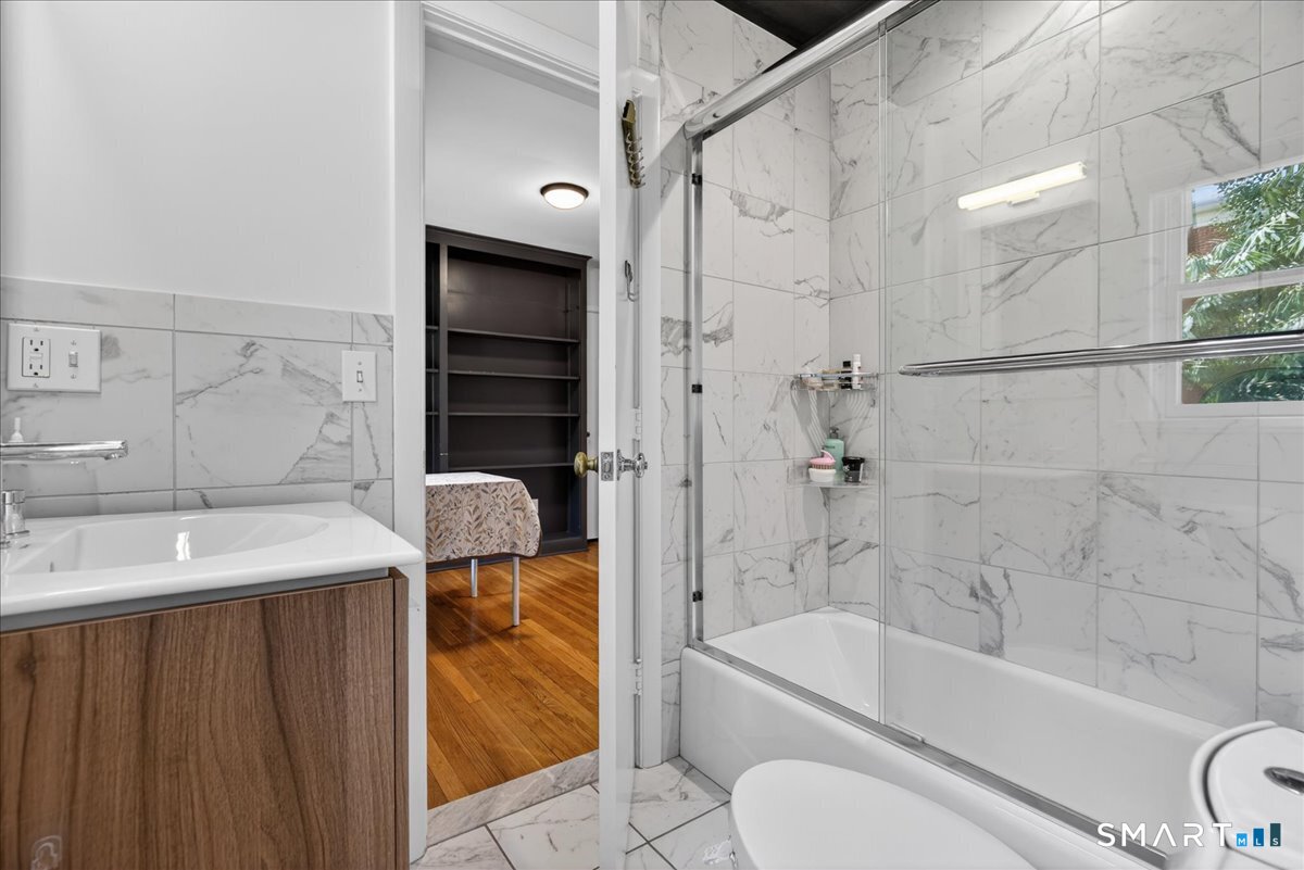 56 Mulberry Hill Hamden CT 06517