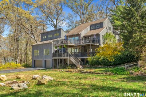 72 Inchcliffe Drive Ledyard CT 06335
