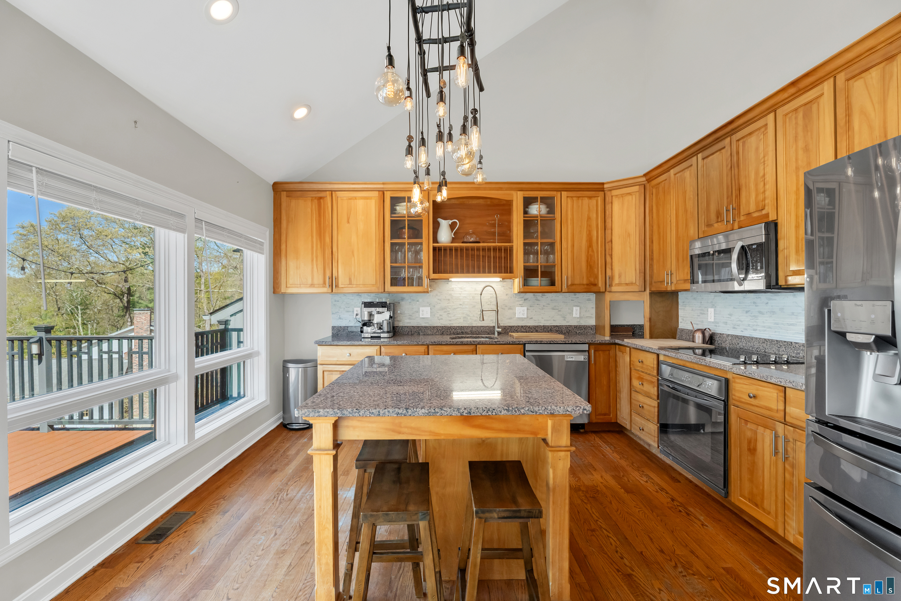 72 Inchcliffe Drive Ledyard CT 06335