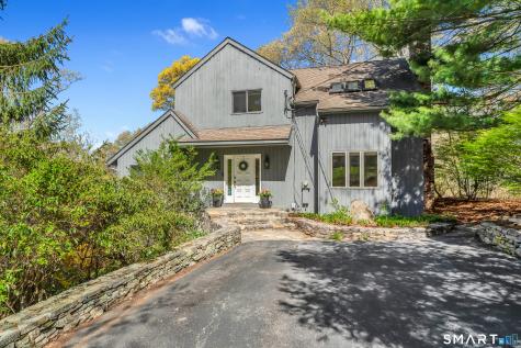 72 Inchcliffe Drive Ledyard CT 06335