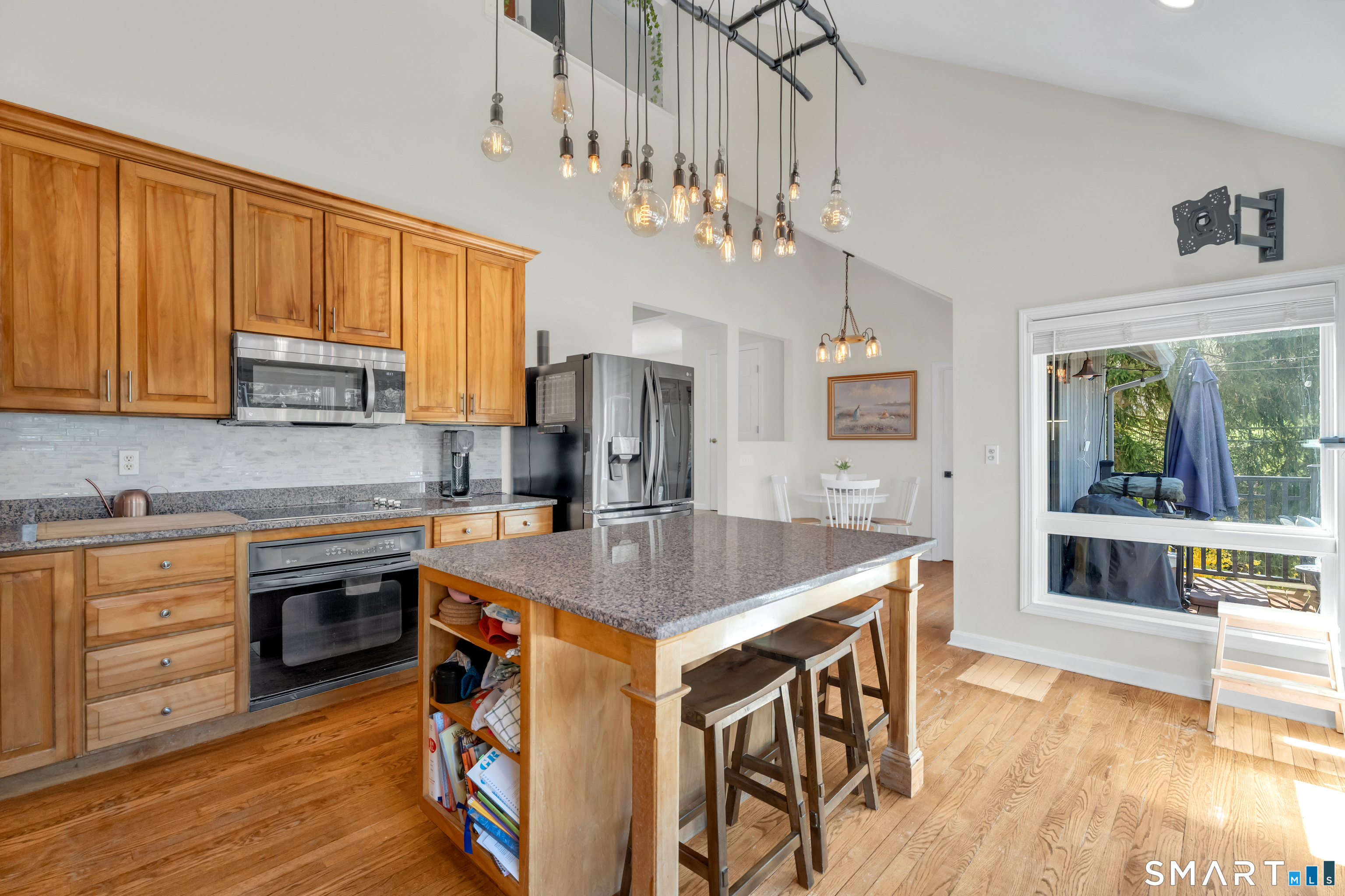 72 Inchcliffe Drive Ledyard CT 06335
