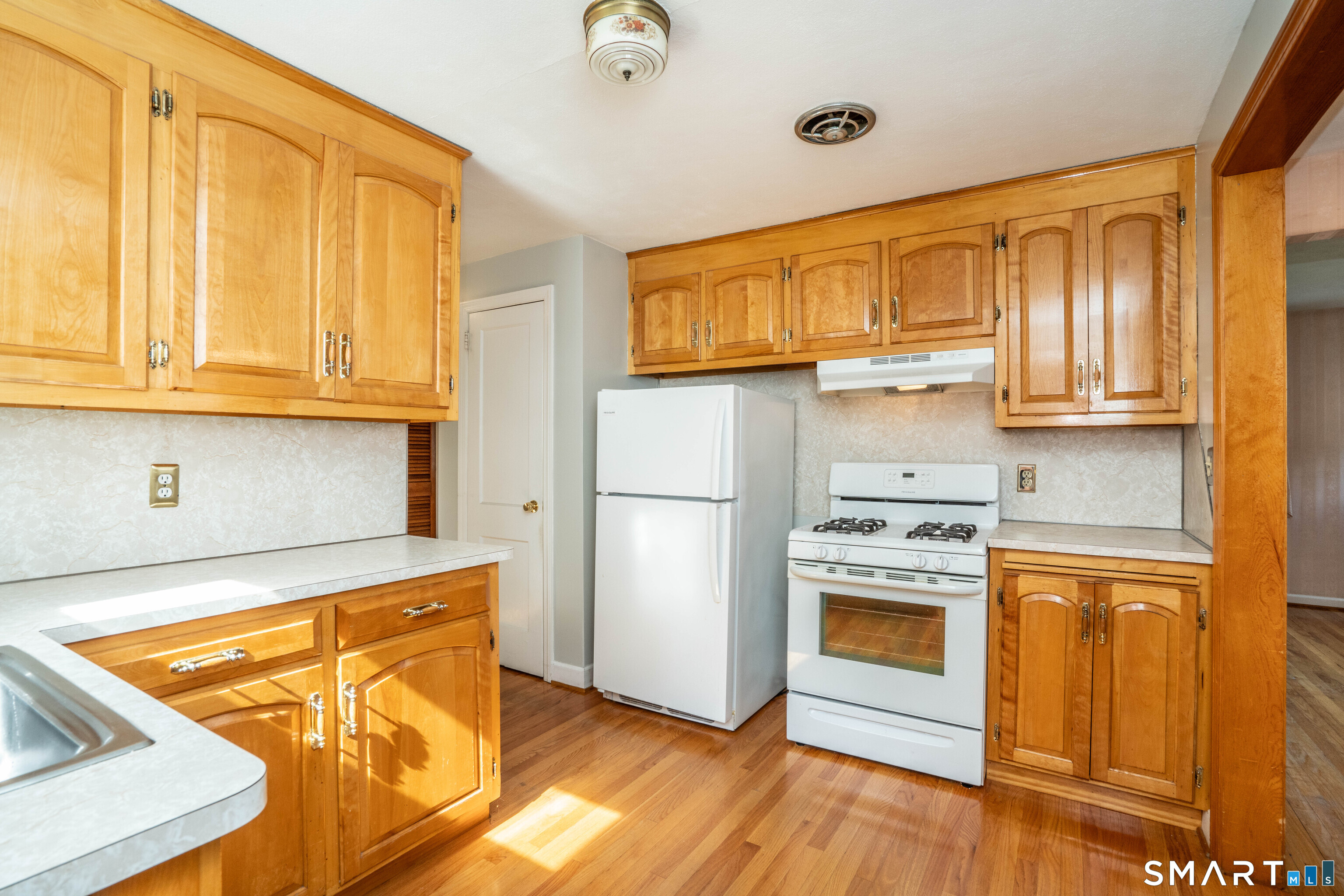 19 Newgate Street West Hartford CT 06110