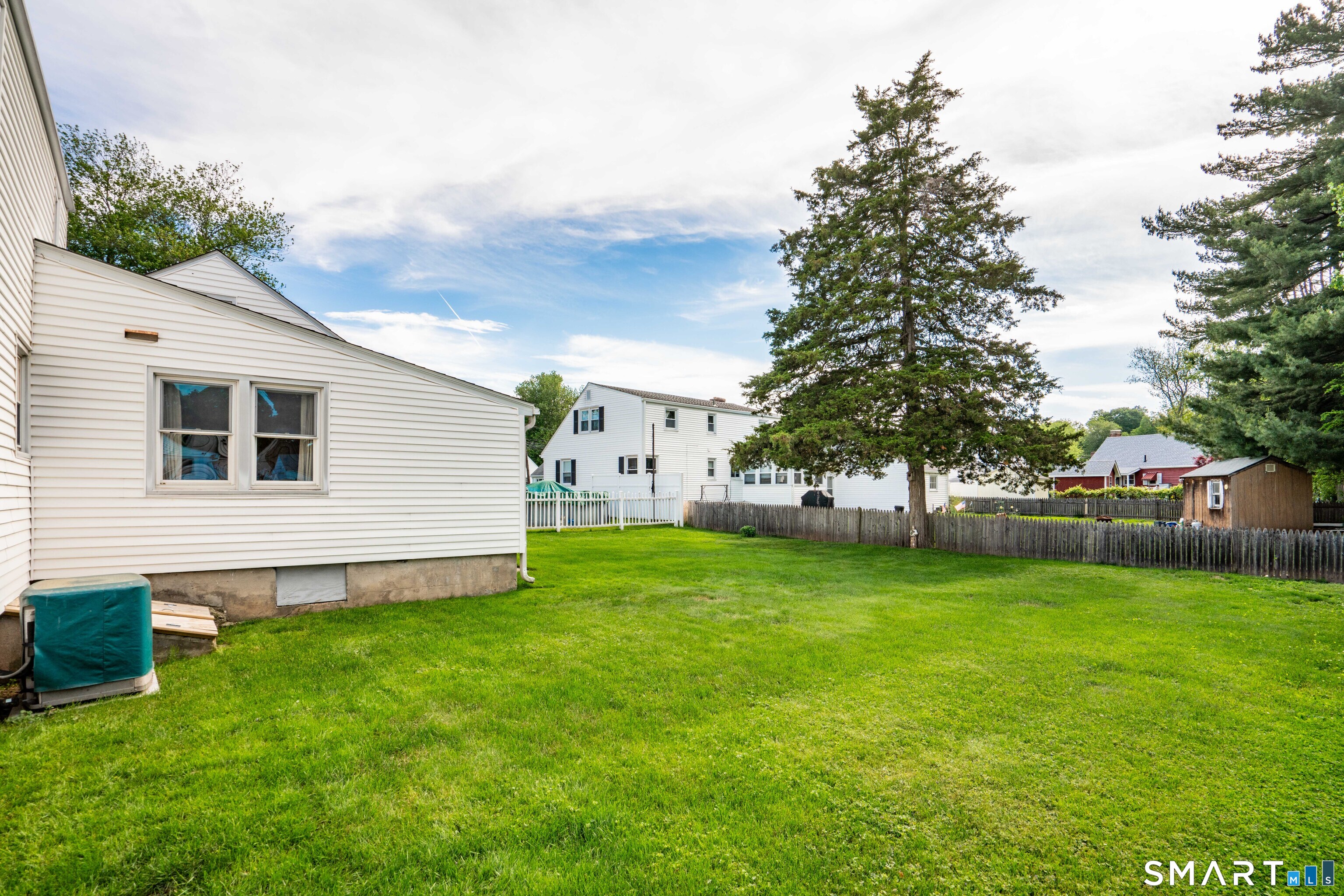 19 Newgate Street West Hartford CT 06110
