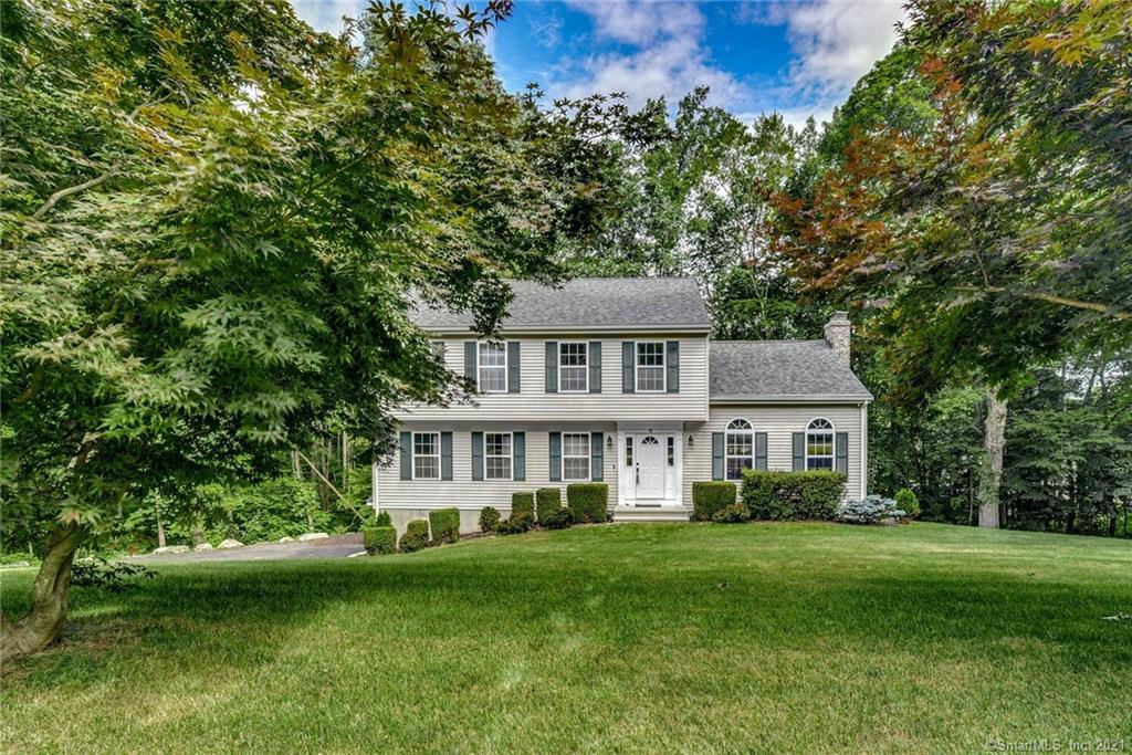 38 Fox Run Monroe CT 06468
