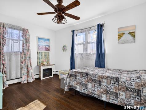 6 Hilltop Terrace Waterford CT 06385
