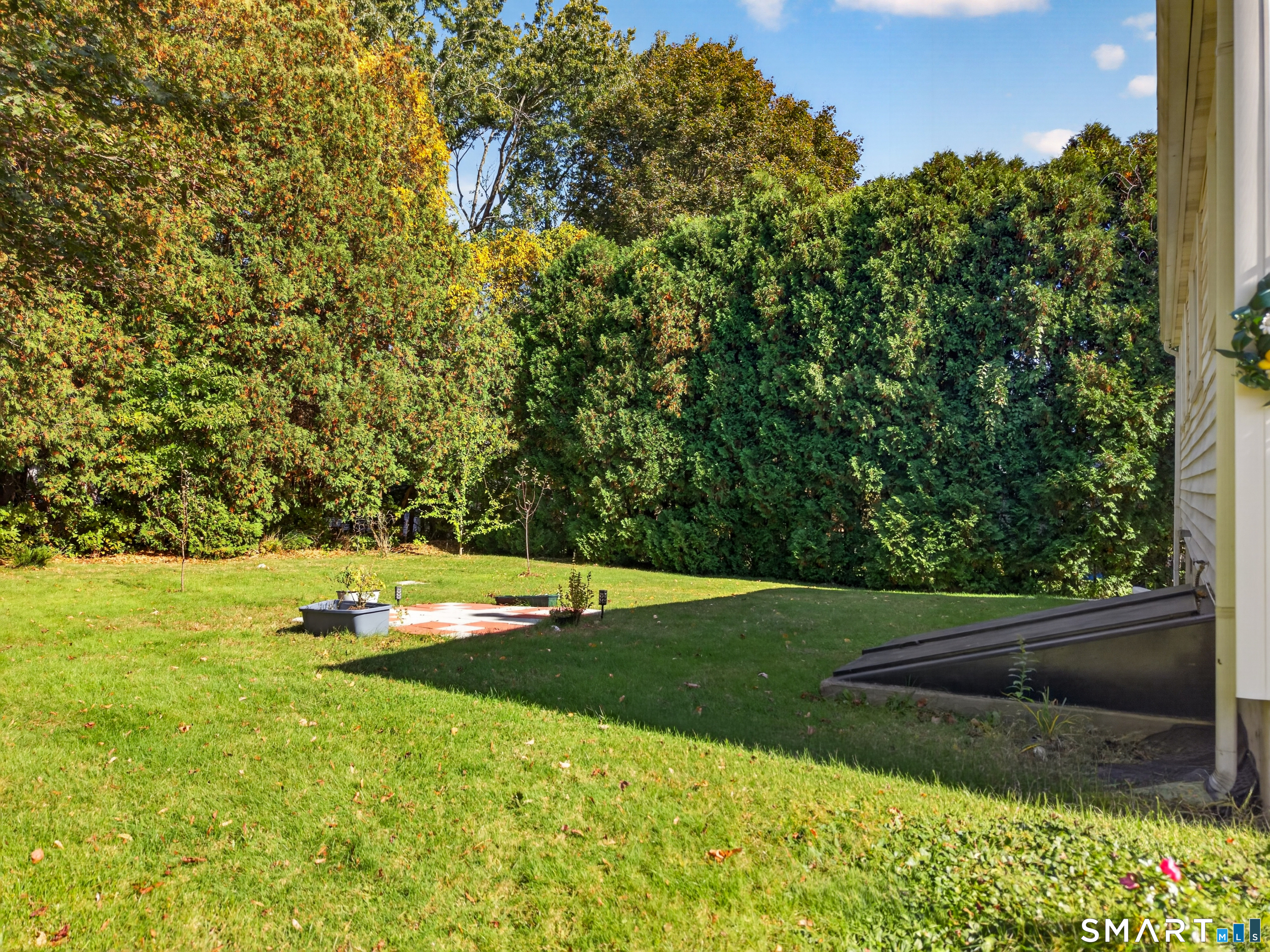 6 Hilltop Terrace Waterford CT 06385