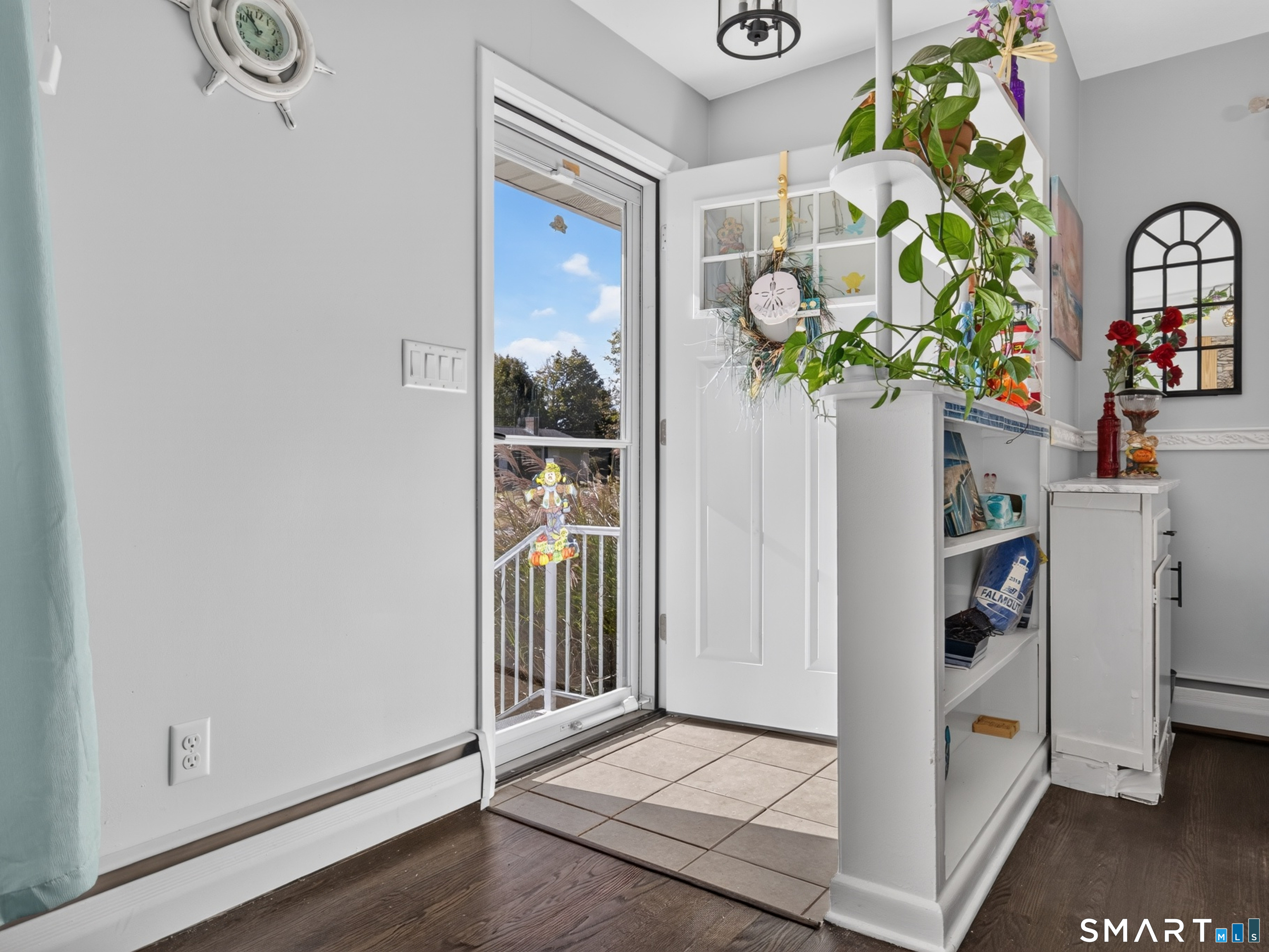 6 Hilltop Terrace Waterford CT 06385