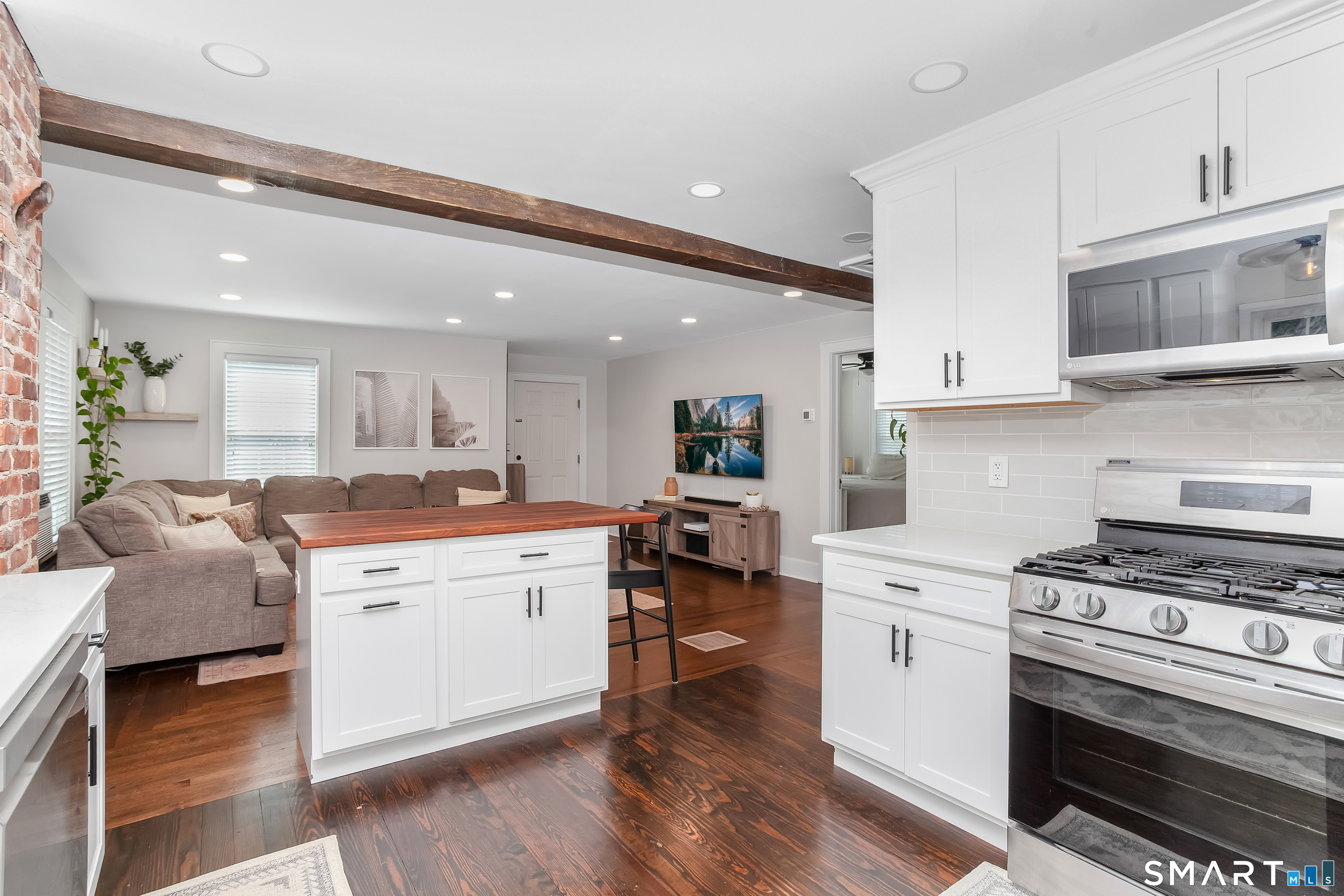 14 Lincoln Avenue Branford CT 06405