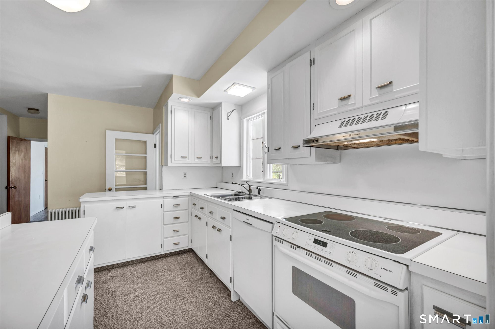 1208 Dunbar Hill Road Hamden CT 06514