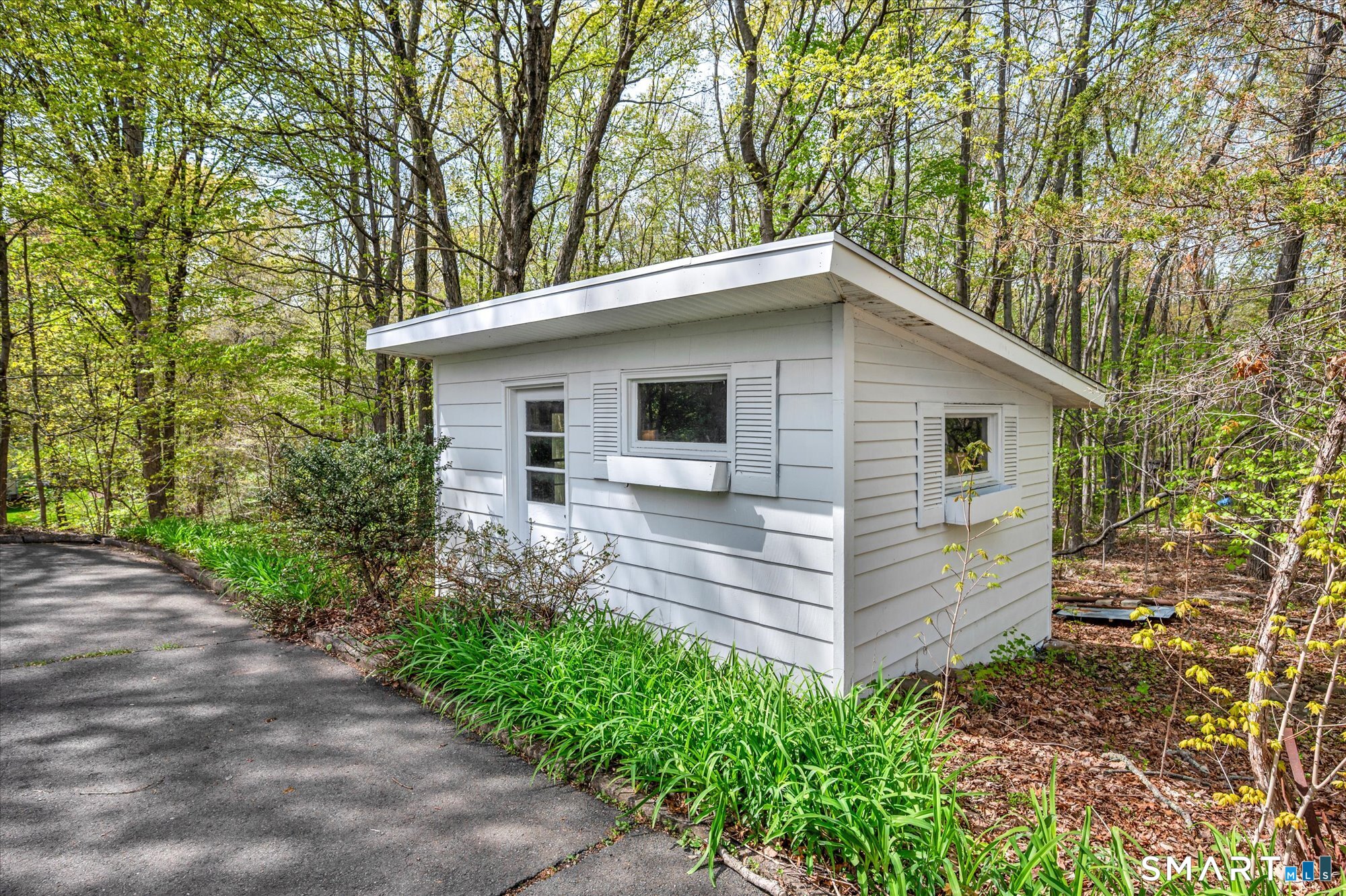 1208 Dunbar Hill Road Hamden CT 06514