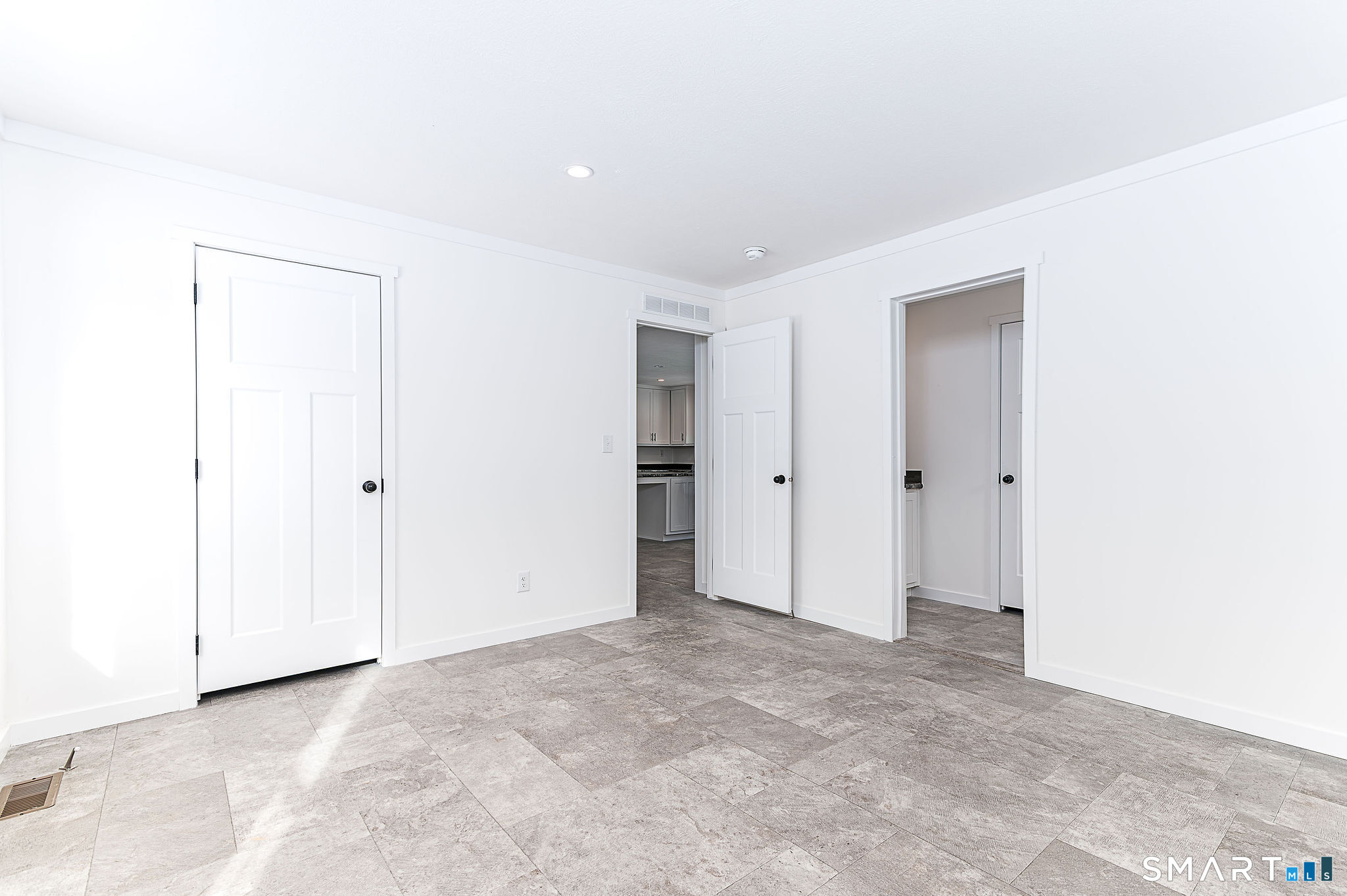 23 Bailey Hill Village Killingly CT 06239