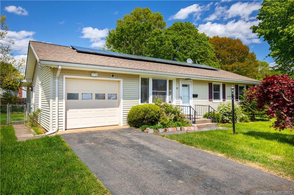 99 Village Circle Hamden CT 06514