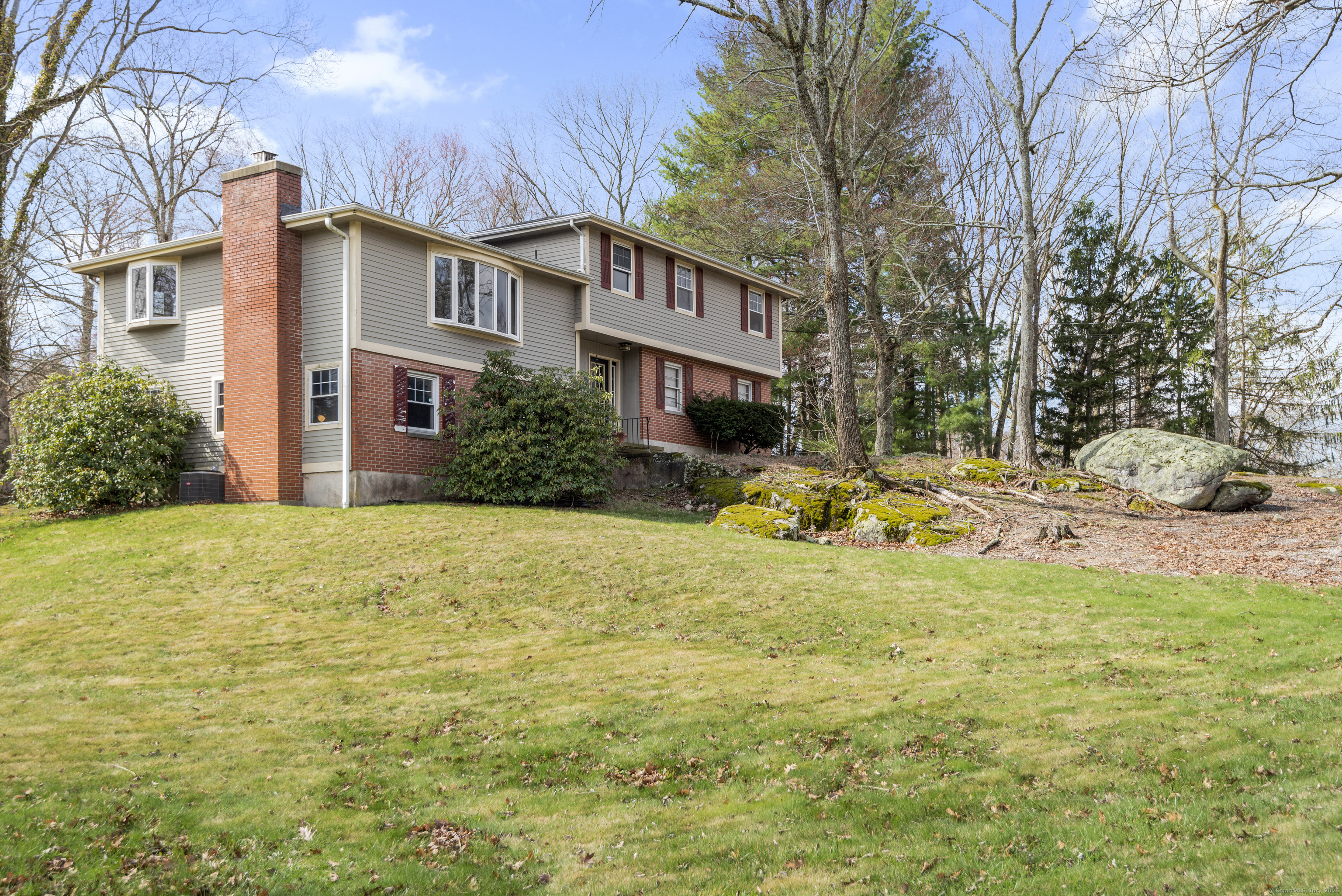 9 Pine Tree Drive Branford CT 06405