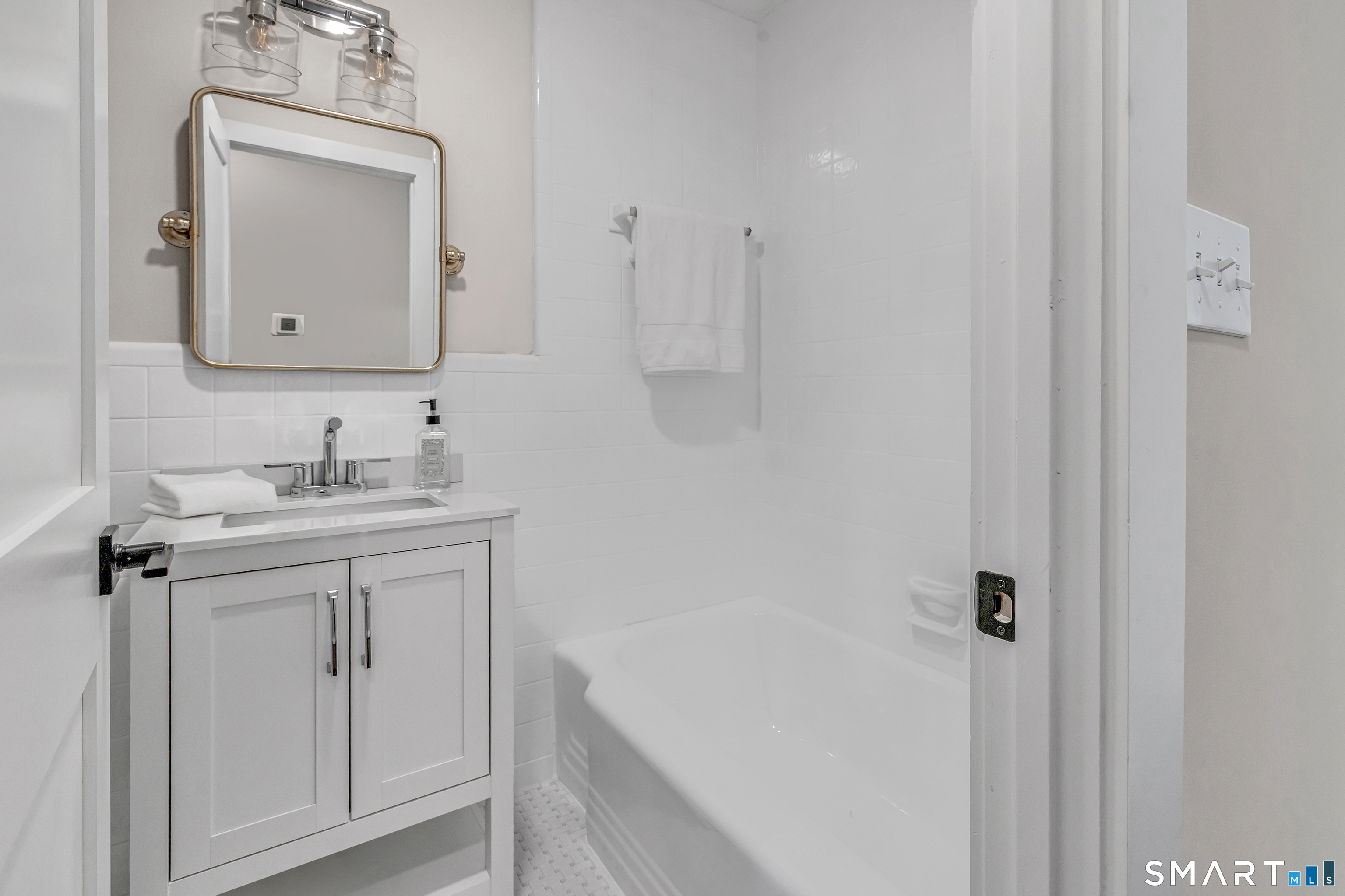 49 Sunrise Avenue Trumbull CT 06611