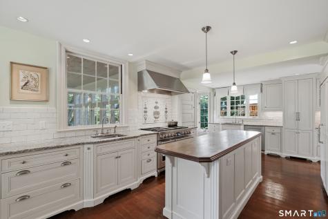137 Sturges Ridge Road Wilton CT 06897