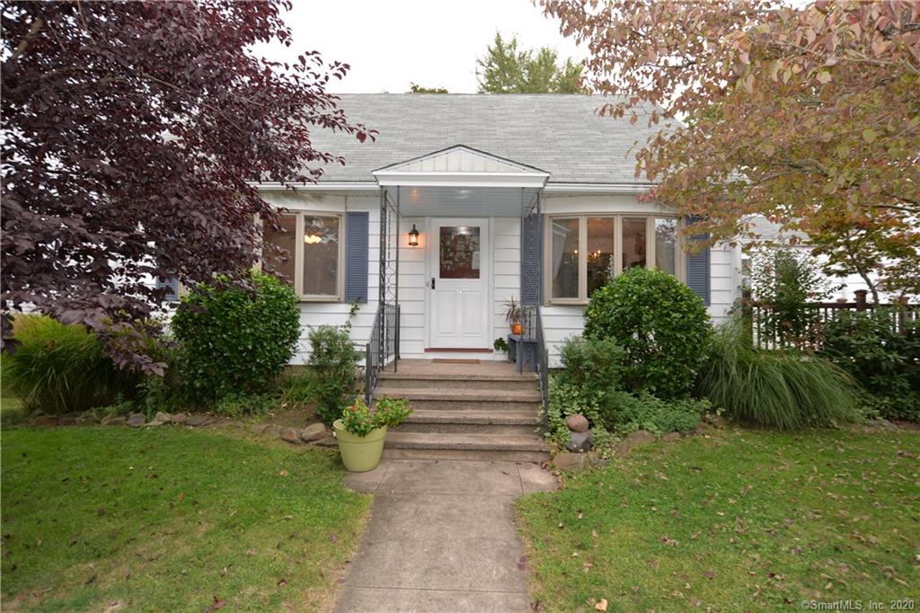 19 Mettler Street Woodbridge CT 06525