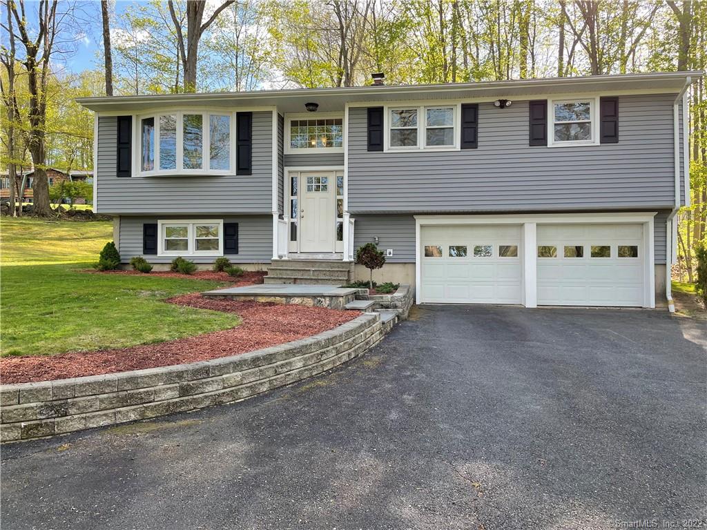 12 Bridge View Drive New Fairfield CT 06812