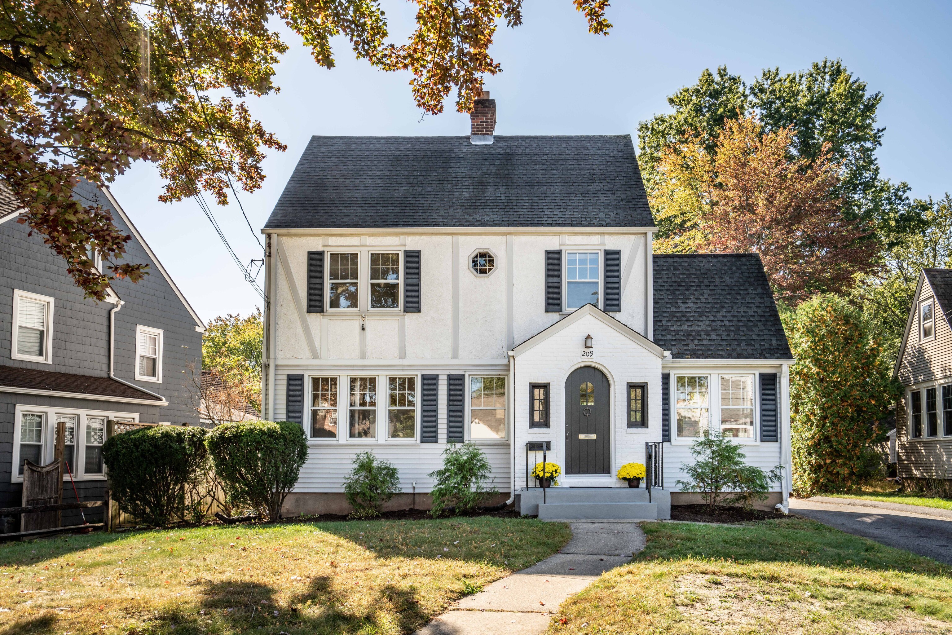 209 Warrenton Avenue West Hartford CT 06119