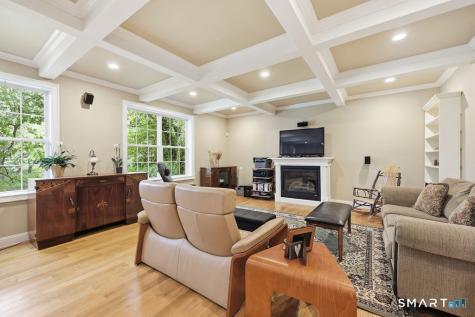 25 Grant Drive Avon CT 06001