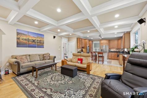 25 Grant Drive Avon CT 06001