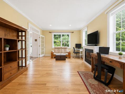 25 Grant Drive Avon CT 06001