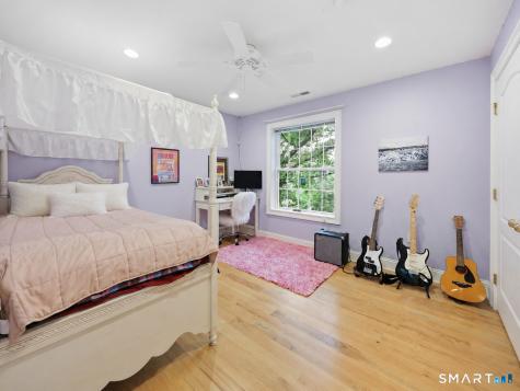 25 Grant Drive Avon CT 06001