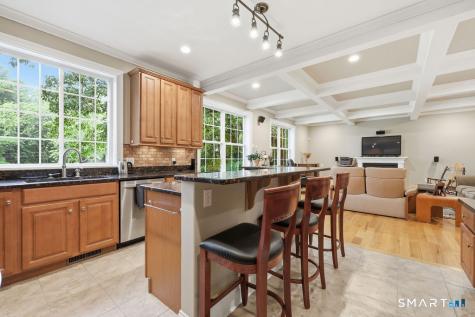 25 Grant Drive Avon CT 06001