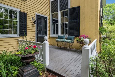 30 Meeting House Lane Madison CT 06443