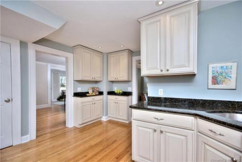 25 Maplewood Avenue Westport CT 06880