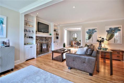 25 Maplewood Avenue Westport CT 06880