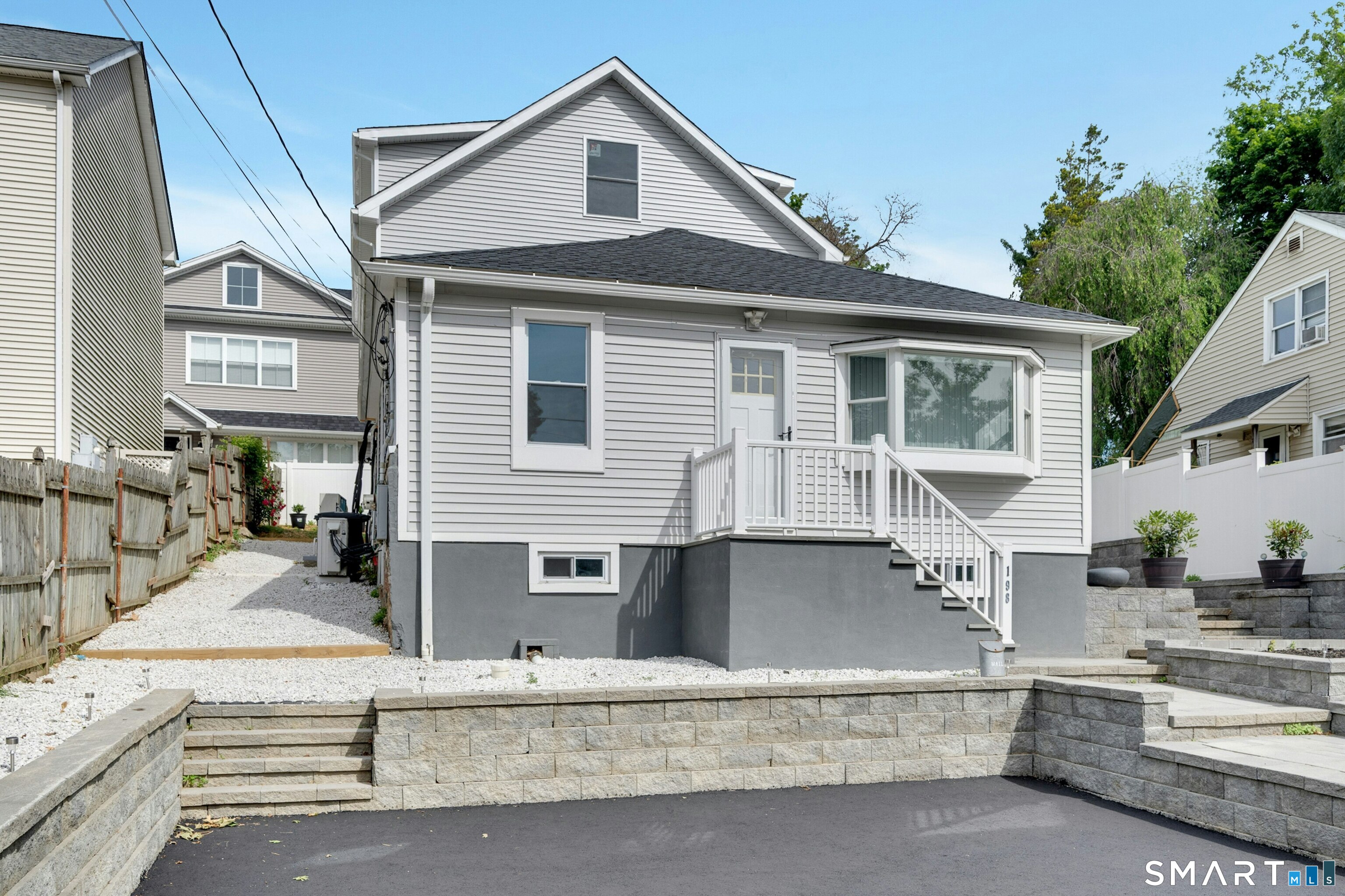 198 Castle Avenue Fairfield CT 06825