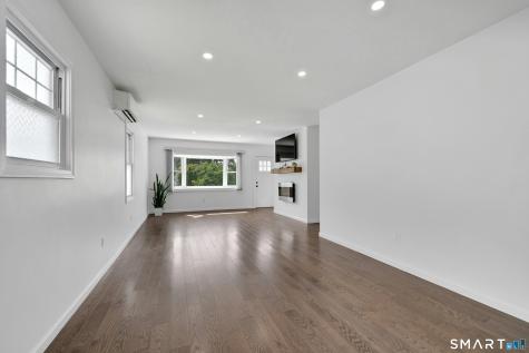 198 Castle Avenue Fairfield CT 06825