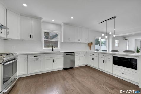 198 Castle Avenue Fairfield CT 06825
