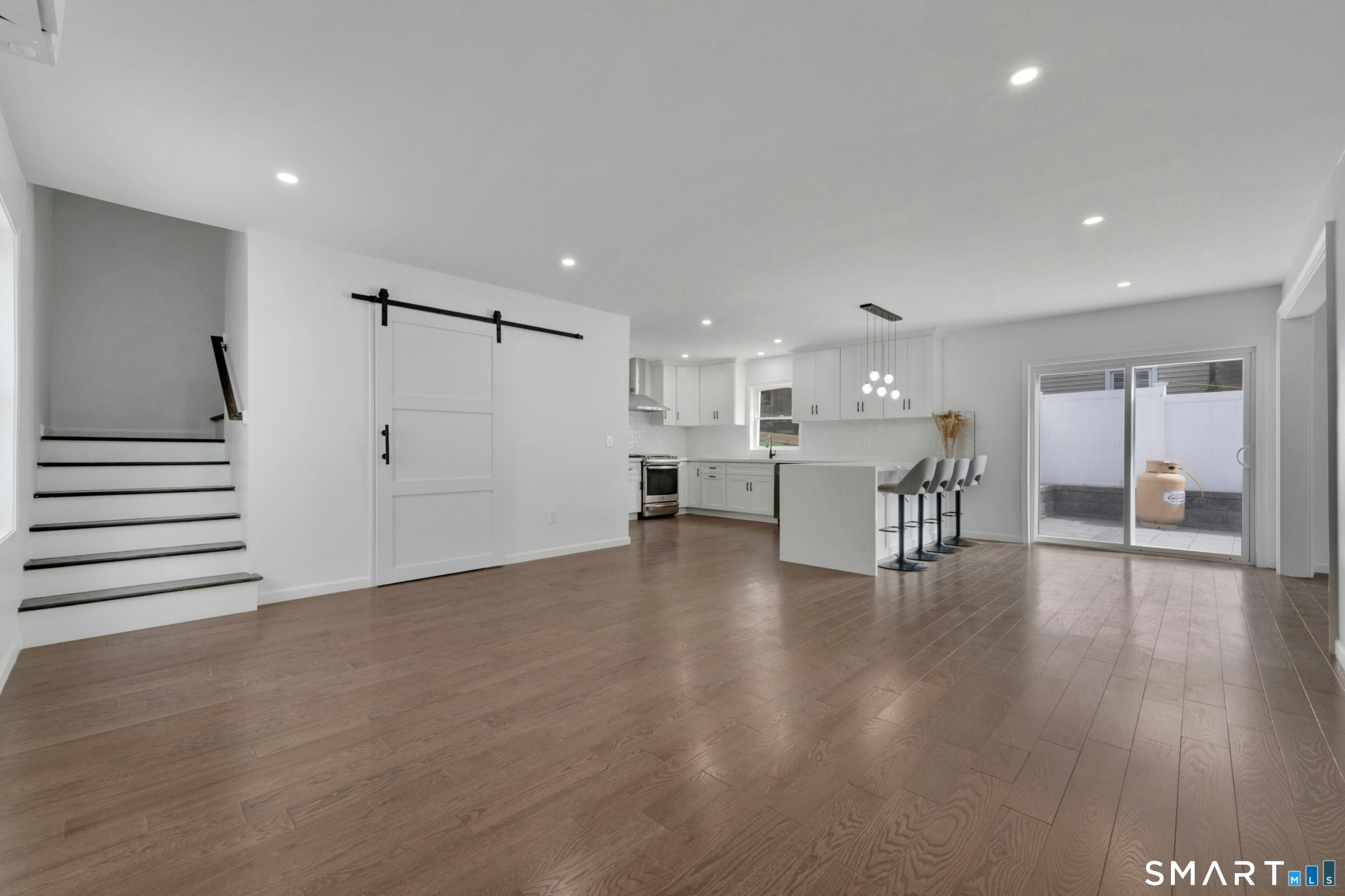 198 Castle Avenue Fairfield CT 06825